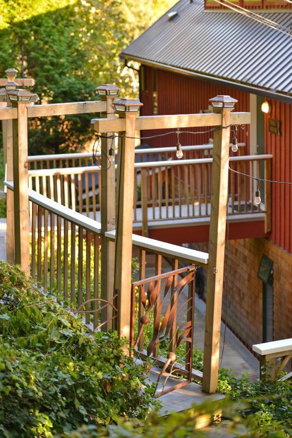 מפרץ' קוויצ'ן Salishan Tree House Suite מראה חיצוני תמונה